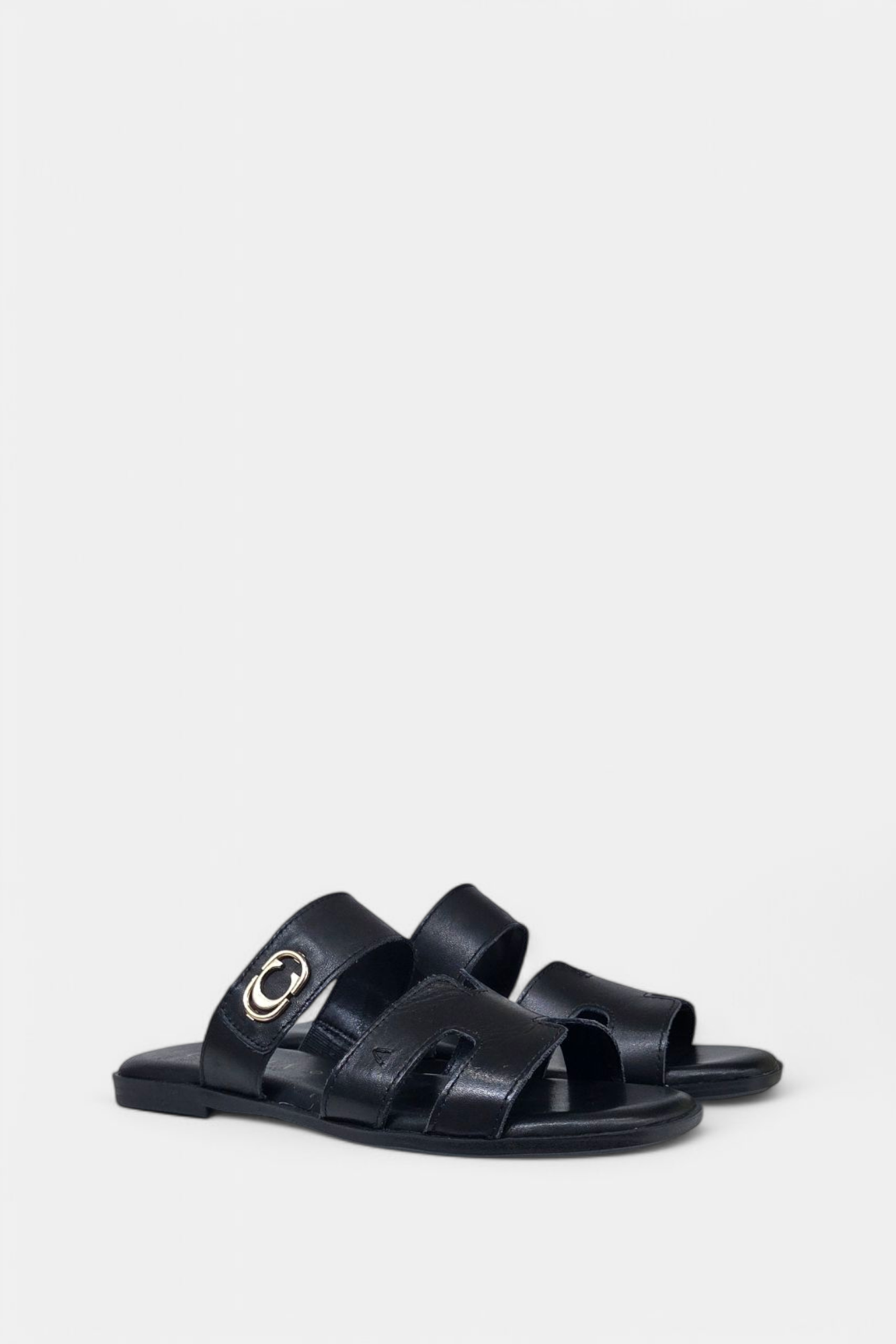 CARMELA 162309 BLACK LEATHER SLIDER SANDAL