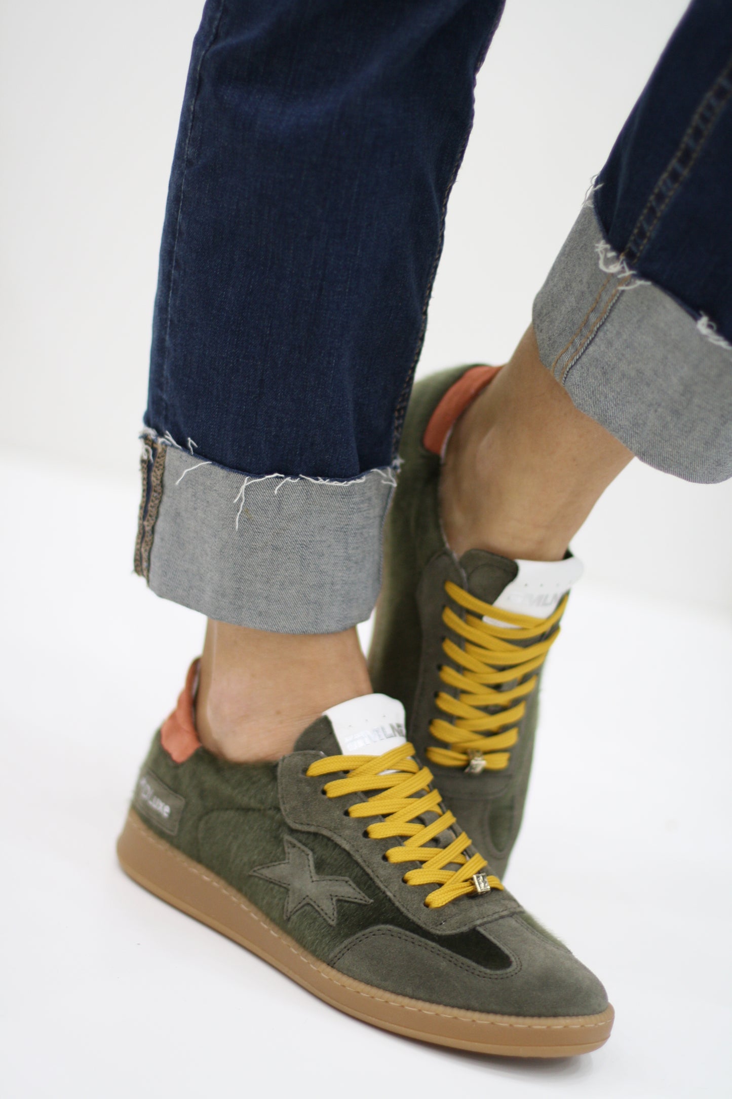 MELINE 107 KHAKI/ MUSTARD PONYHAIR TRAINER
