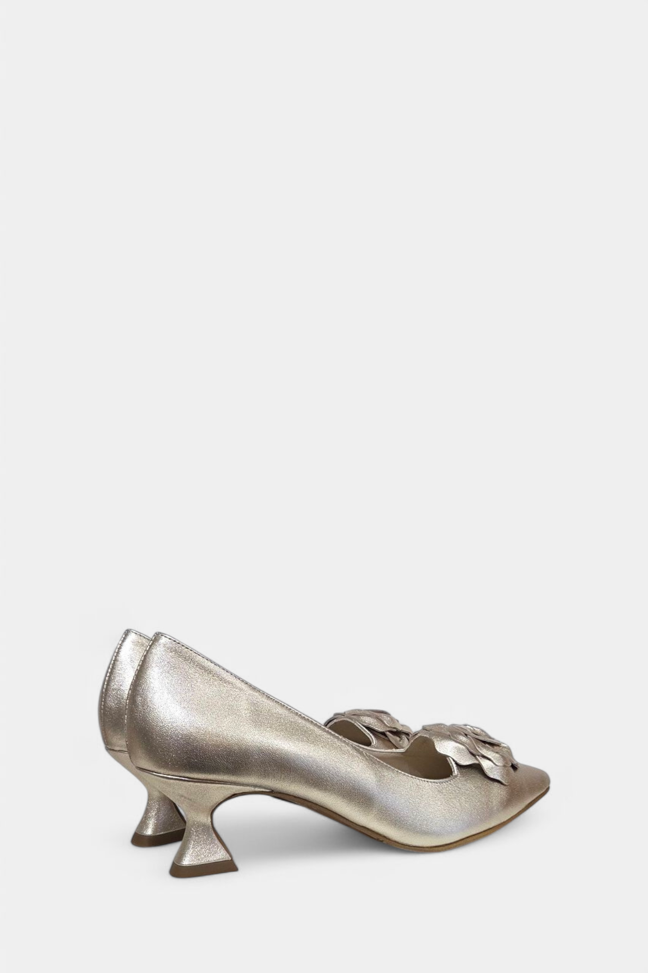 MARIAN 1809 GOLD LEATHER KITTEN HEEL WITH ROSE DETAILING