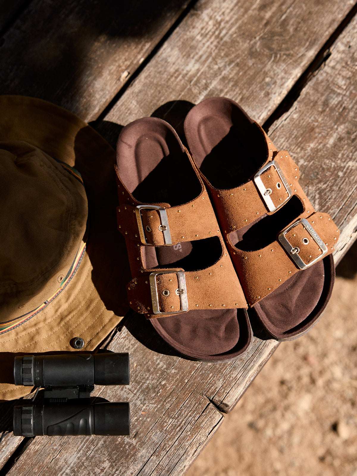GENUINS HONOLULU TAN SANDAL