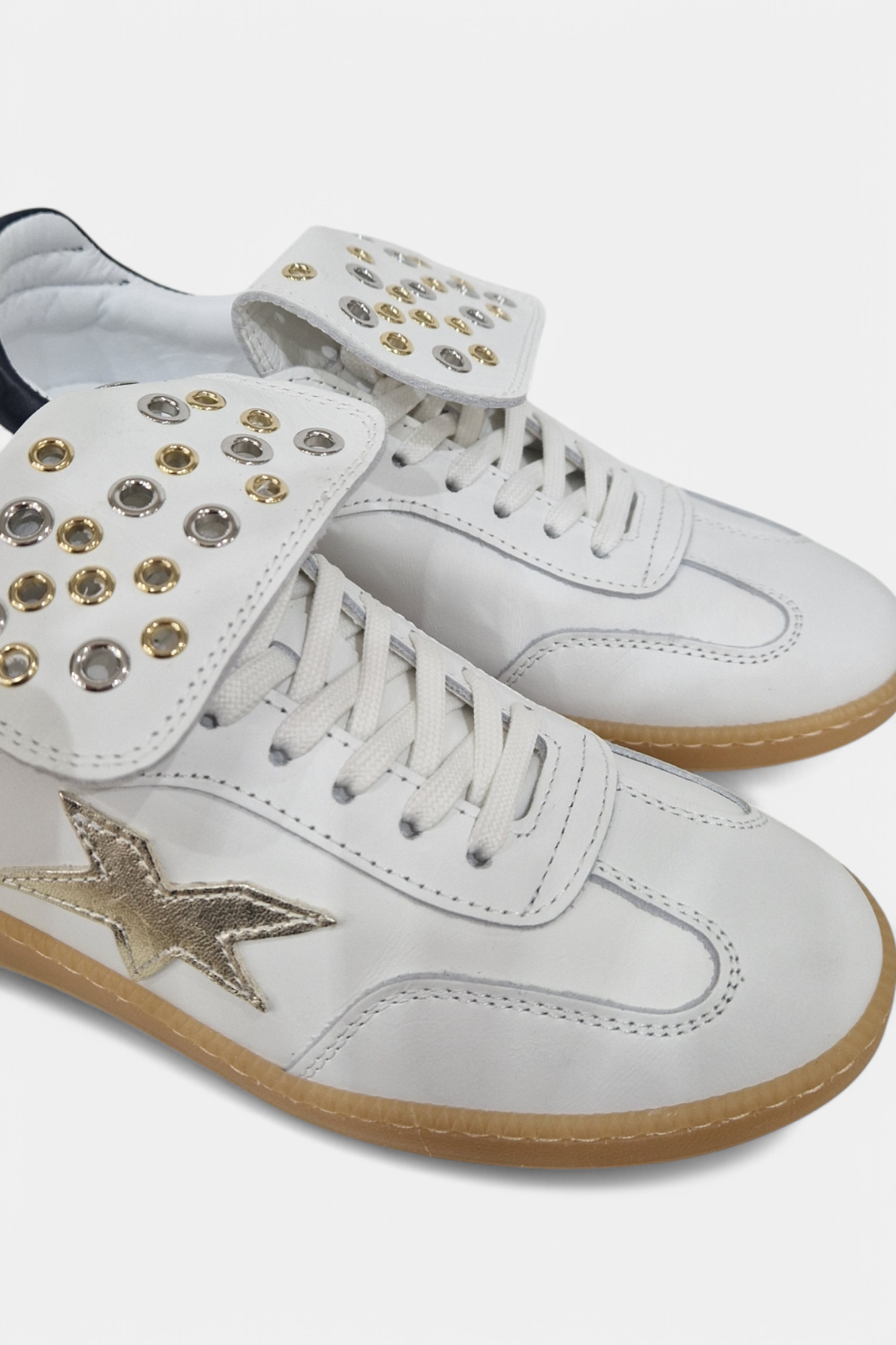 MELINE LATTICE WHITE LEATHER TRAINER