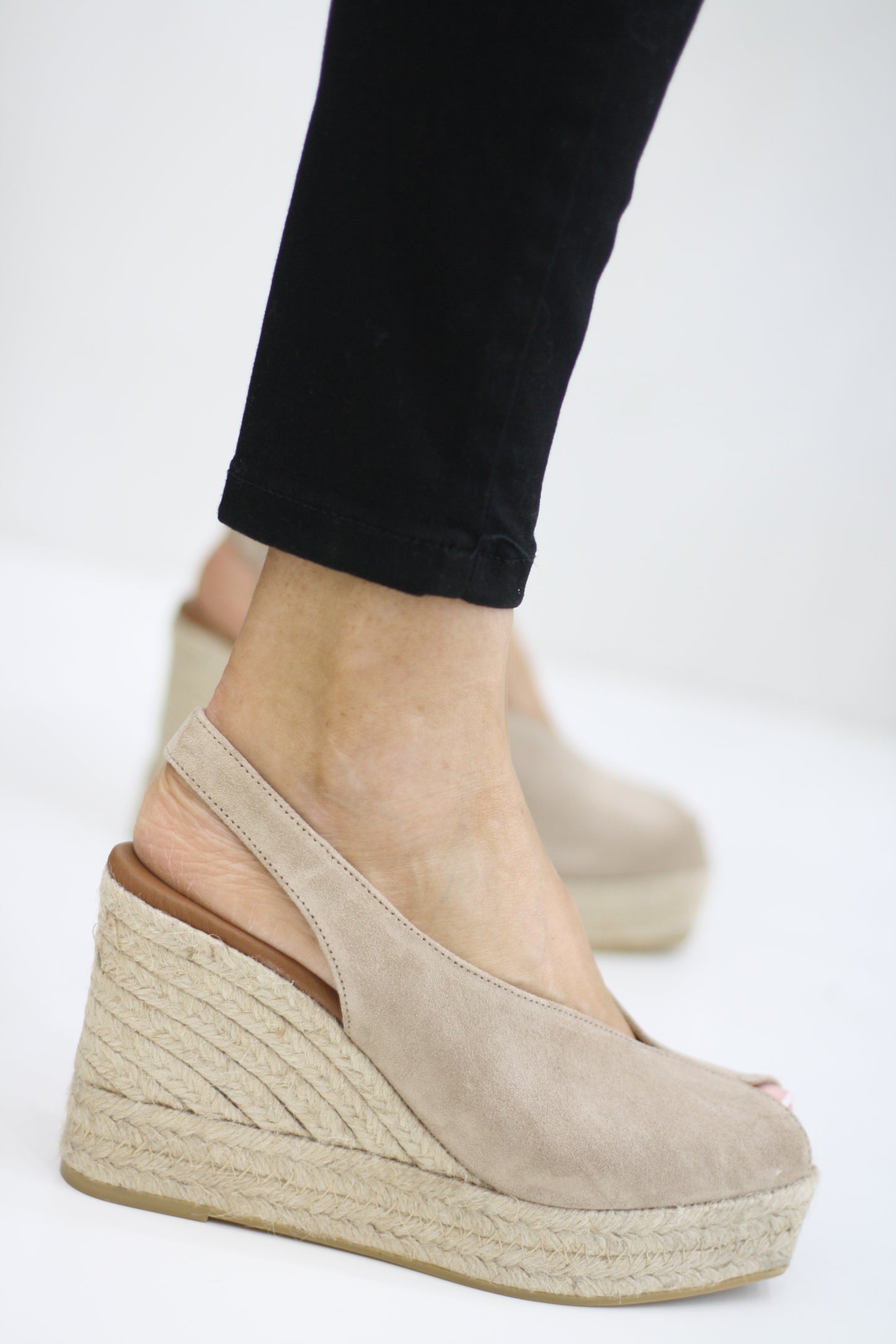 VIGUERA 2128 BEIGE LEATHER SUEDE ESPADRILLE WEDGES