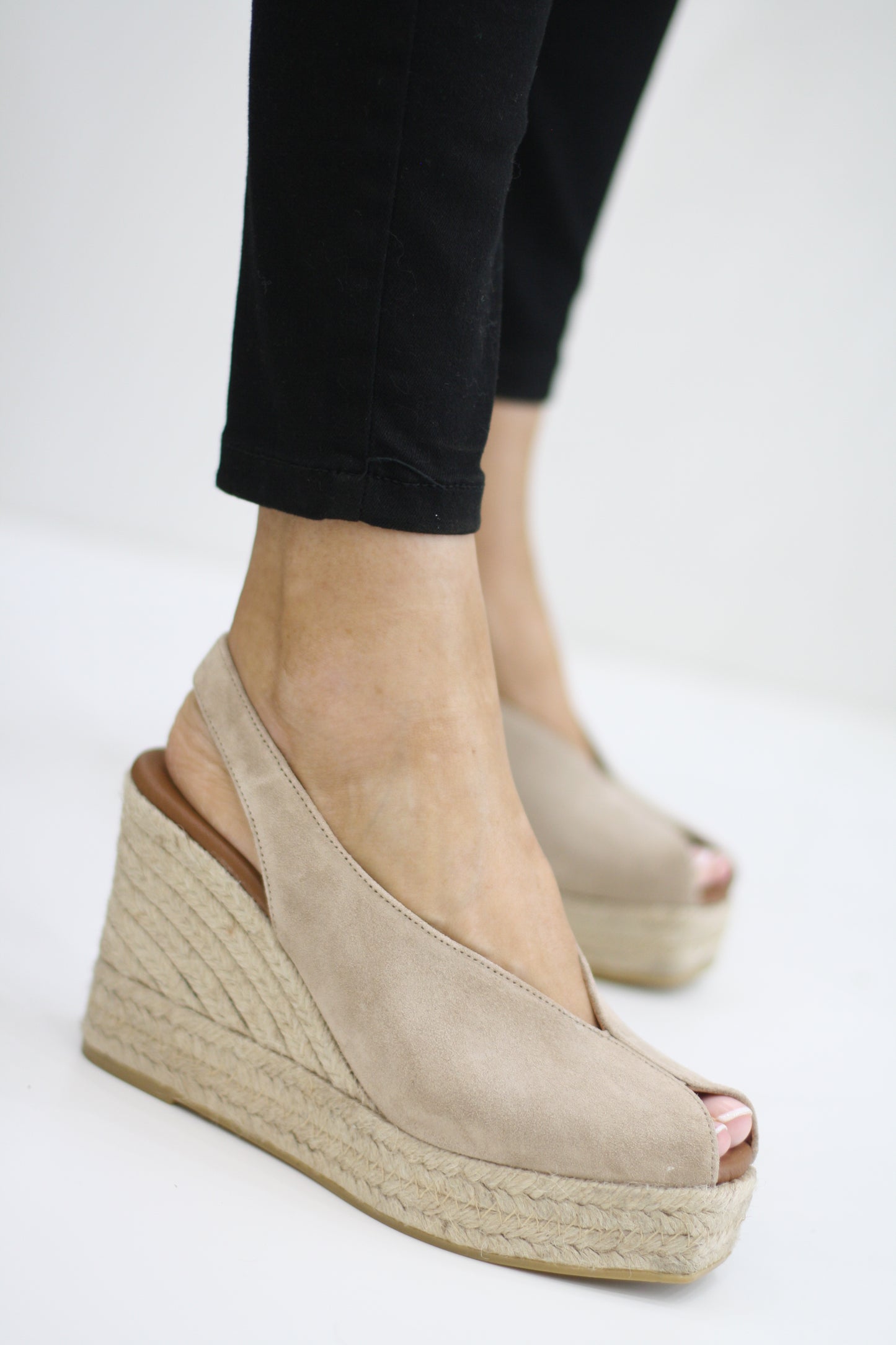 VIGUERA 2128 BEIGE LEATHER SUEDE ESPADRILLE WEDGES