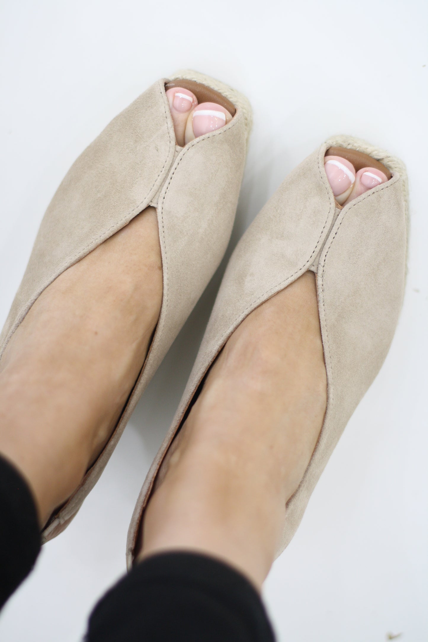 VIGUERA 2128 BEIGE LEATHER SUEDE ESPADRILLE WEDGES