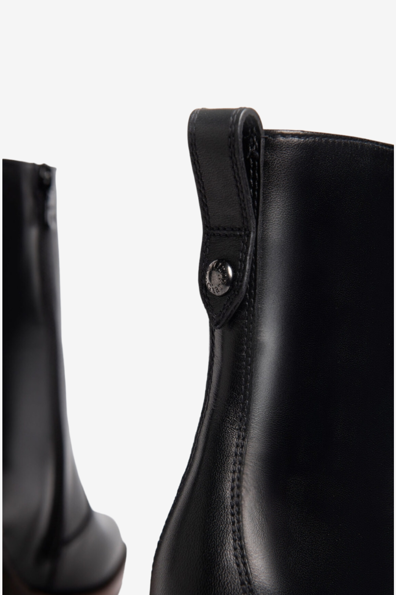 NERO GIARDINI 205062 BLACK HEELED LEATHER BOOT