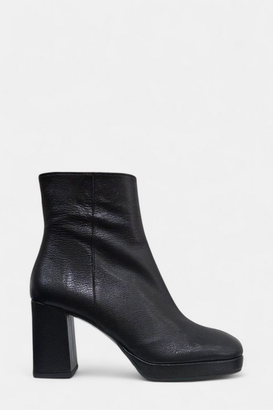 Marian shoes 