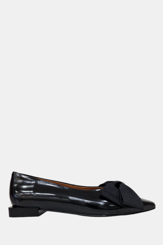 ANGEL ALARCON LAYLA BLACK LEATHER BOW SHOE