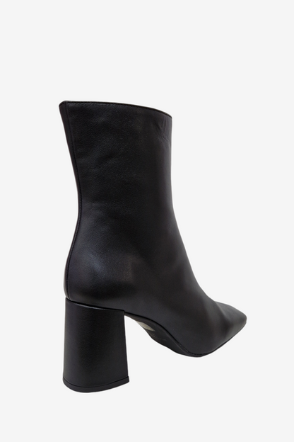 ANGEL ALARCON DRIMIA BLACK LEATHER BOOT