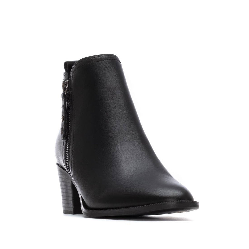 Carmela shoes