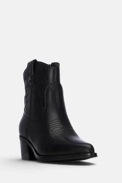 Carmela shoes