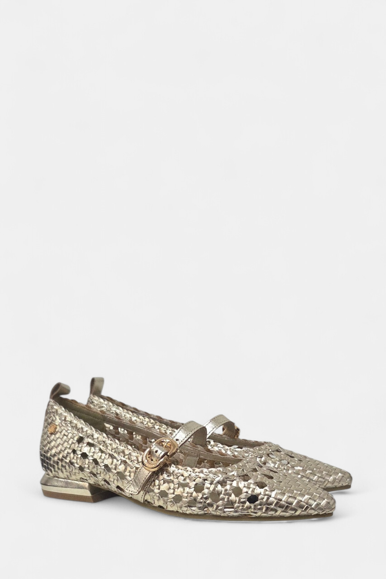 CARMELA 163131 GOLD RAFFIA LEATHER LOAFER