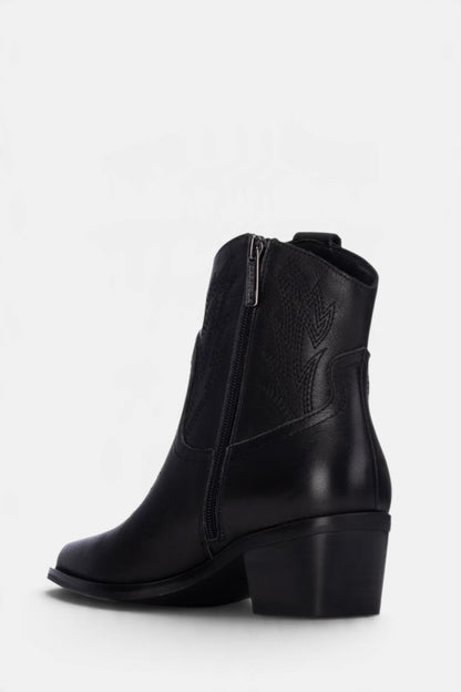 Carmela shoes