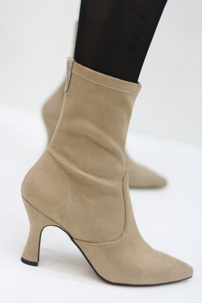 D'CHICAS 5500 SAND SOCK BOOT