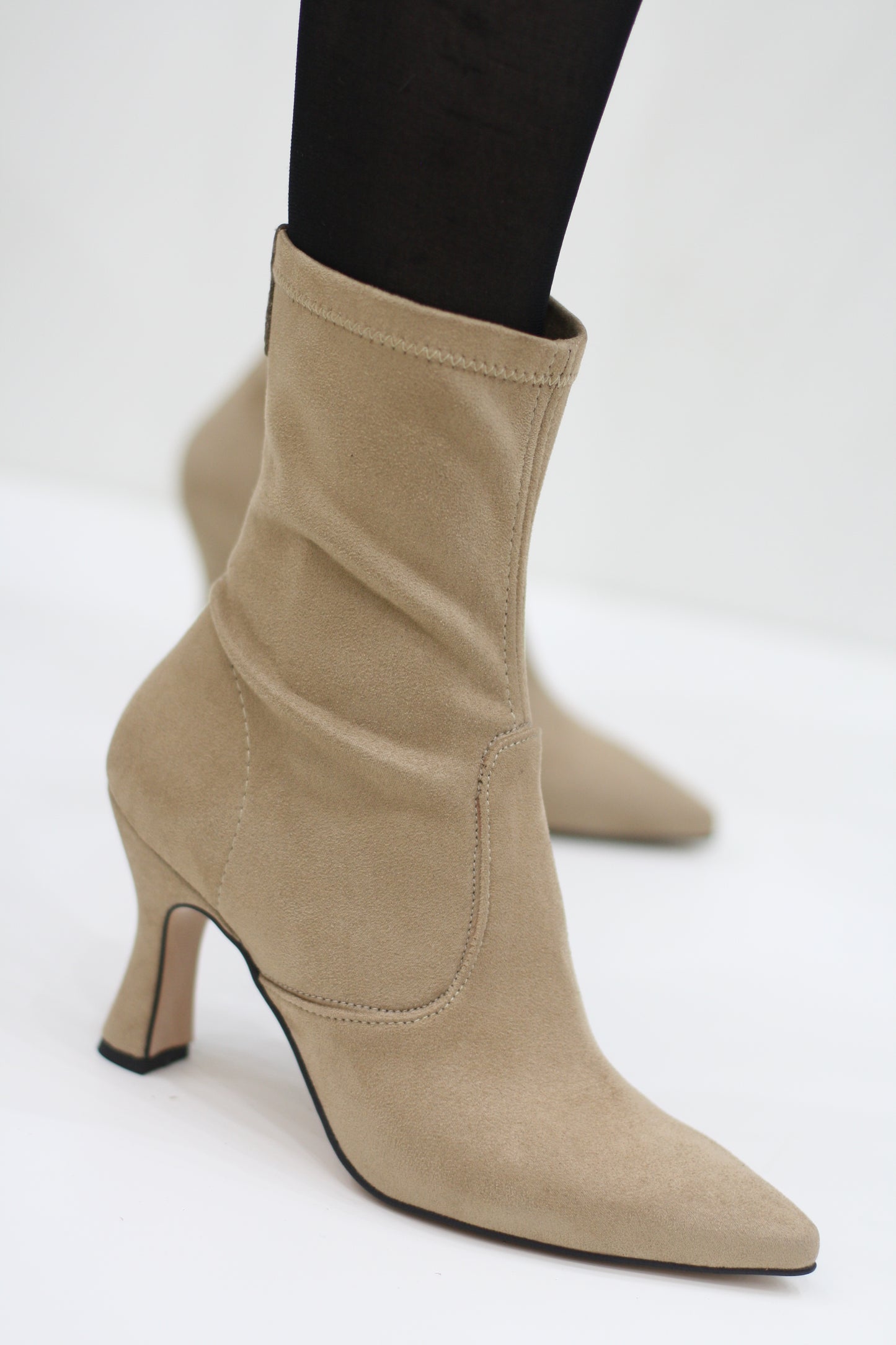 D'CHICAS 5500 SAND SOCK BOOT