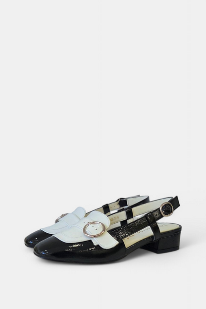 DANCING MATILDA 029 BLACK/WHITE SLINGBACK LOAFER