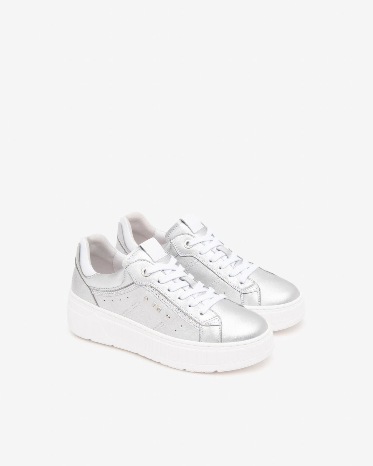 NEROGIARDINI E513094 SILVER LEATHER TRAINER