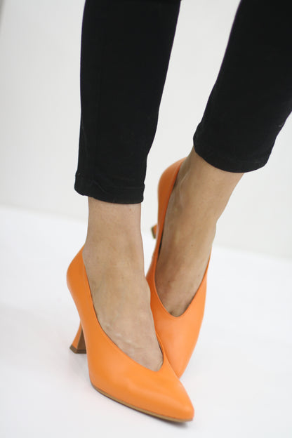 MARIAN 4601 ORANGE LEATHER HEELS