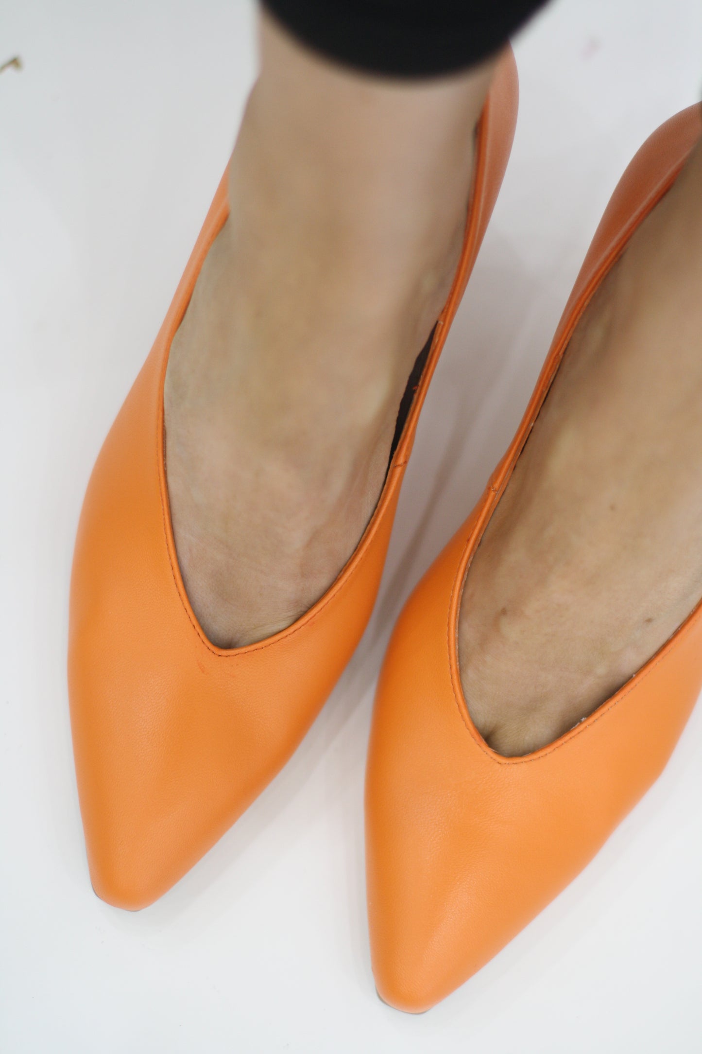 MARIAN 4601 ORANGE LEATHER HEELS