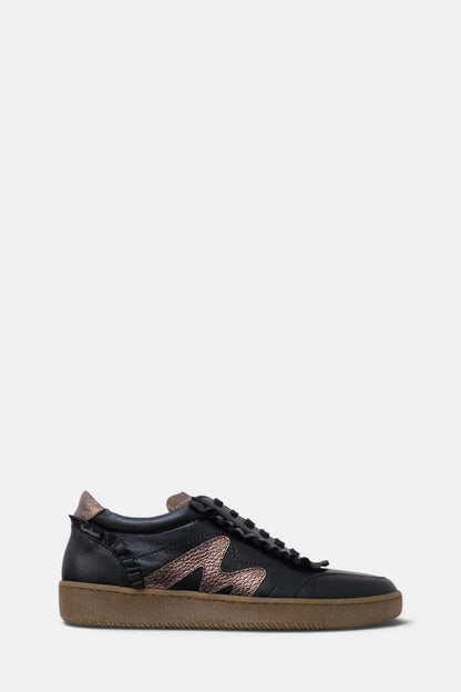 MarcoMoreo Black leather ruffle detailing trainer