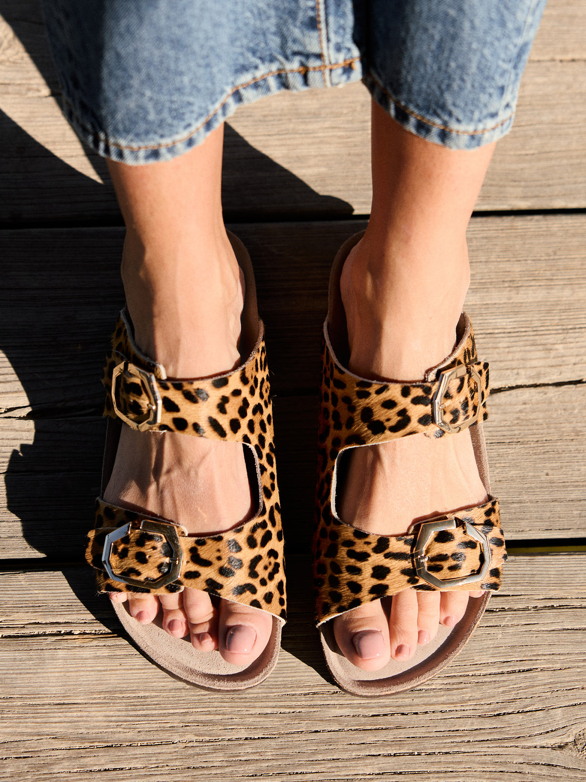 Genuins sandal