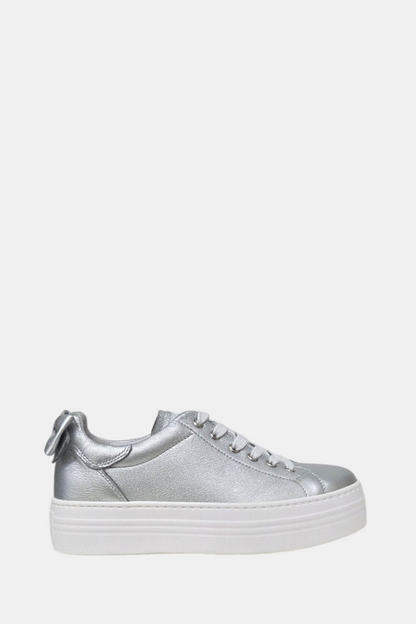 NEROGIARDINI E513020 SILVER BOW LEATHER TRAINERS