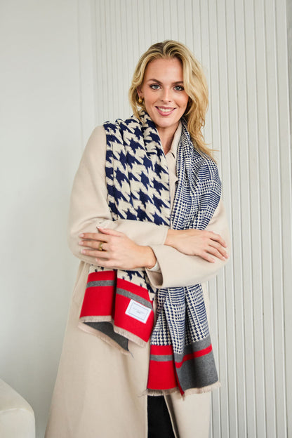 ELIE BEAUMONT NAVY DOGTOOTH WINTER SCARF
