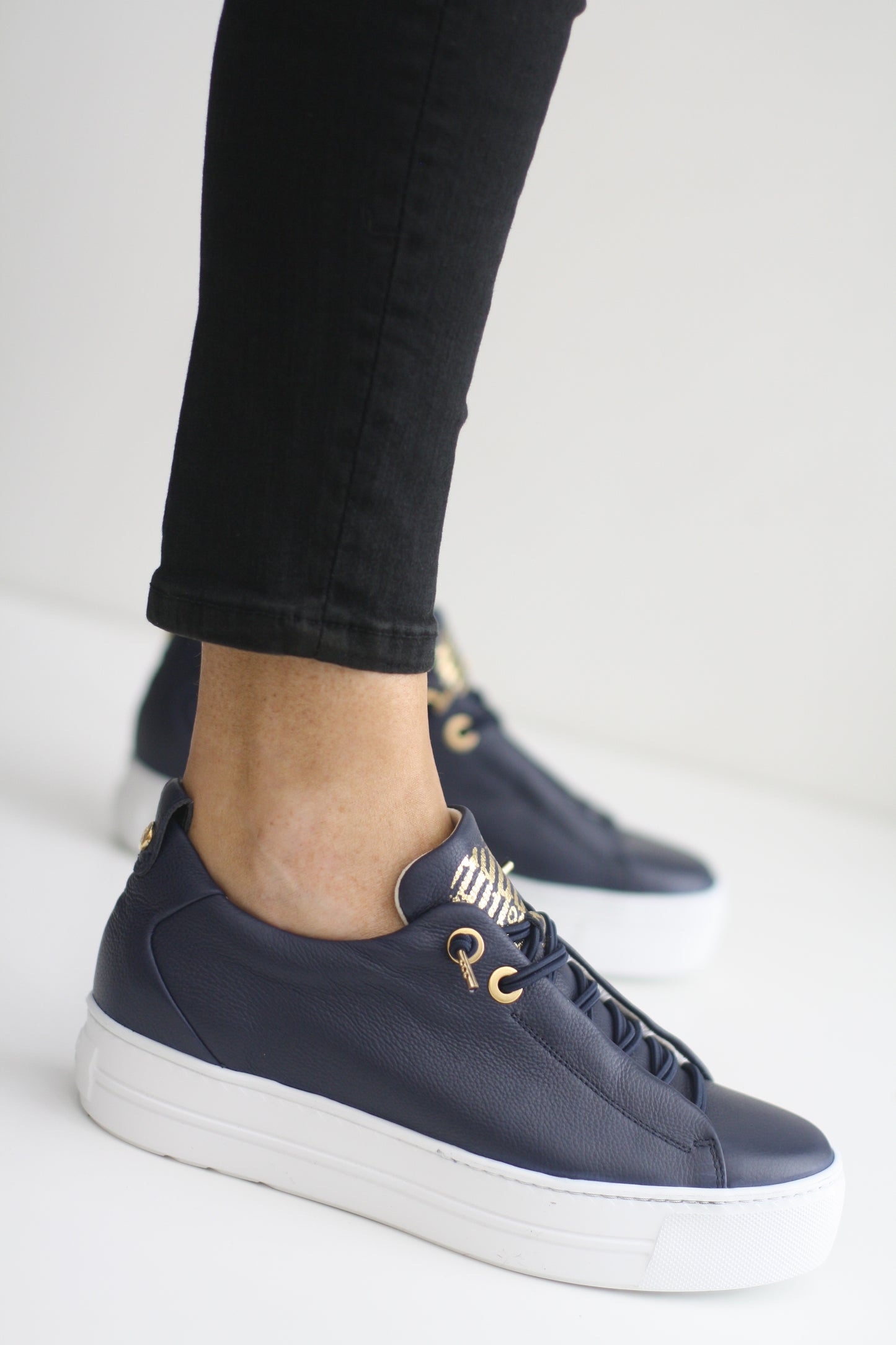 PAUL GREEN 5017 NAVY LEATHER TRAINER