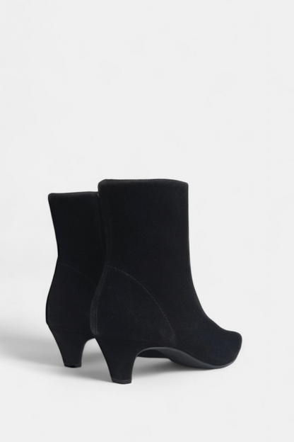 PAUL GREEN 8288 BLACK SUEDE KITTEN HEEL BOOT