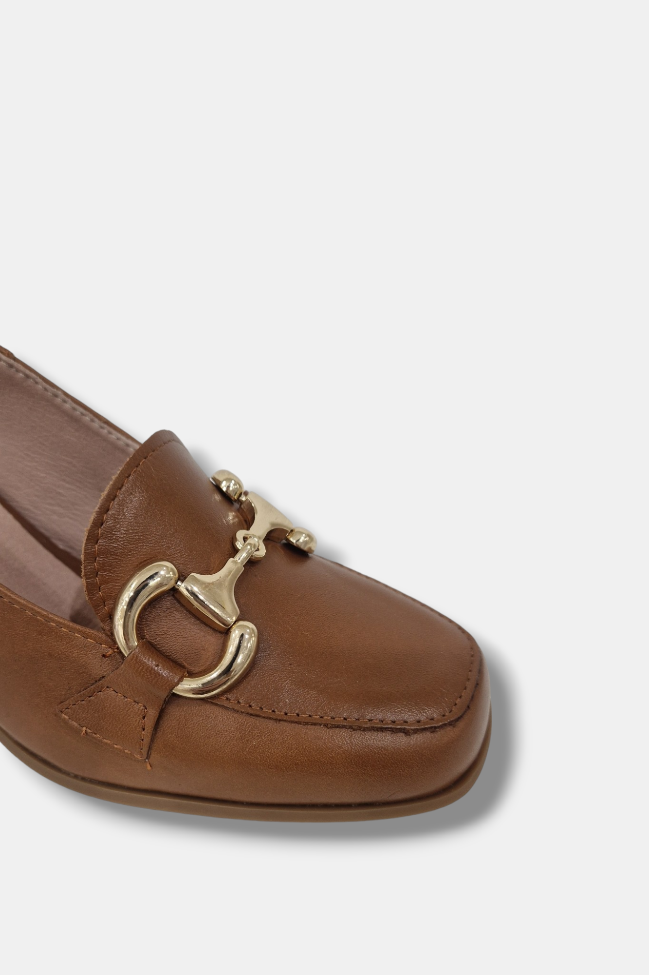 PITILLOS 5793 TAN LEATHER HEELED LOAFER